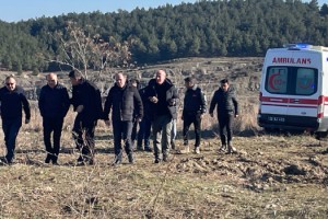 Boşanma aşamasındaki eşi ve kayınpederini silahla yaralayıp, intihara kalkıştı