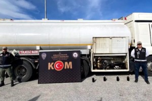Resmi kuruma karışımlı yakıt satan 3 şüpheli yakalandı