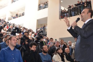 Bakan Kacır: 60-80 yıl önce düştüğümüz tuzağa bir daha düşmeyin