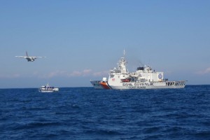 Çanakkale'de batan bottaki göçmenlerden 1'inin daha cansız bedenine ulaşıldı