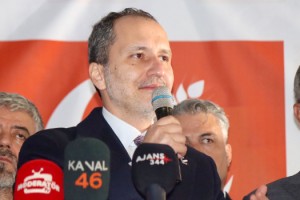 Fatih Erbakan: Yeniden Refah, 1 Nisan itibariyle ahlaklı belediyeciliği başlatacaktır