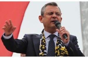 Özgür Özel: Babaevinin kapıları ardına kadar açıktır, buyursunlar gelsinler