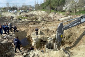 Tekirdağ’da hızlı tren hattı çalışmasında göçük; 2 işçi toprak altında