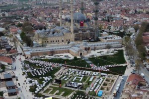 Ali Erbaş: Sevgi, saygı, sadakat ve sabır ile selamete ulaşabiliriz