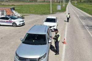 Aracına çakar lamba takan sürücüye 2 bin 456 lira ceza