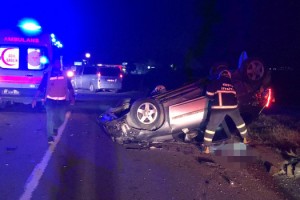 Otomobilin çarptığı araç, takla attı; 1 ölü, 1 yaralı