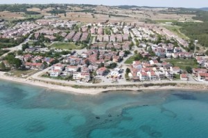 Saros’ta yazlıklarını belgesiz kiraya veren 6 kişiye 600 bin lira ceza