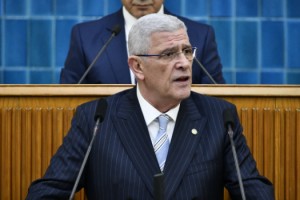 Dervişoğlu: Toplumun kucağına büyük bir vicdan bombası attılar