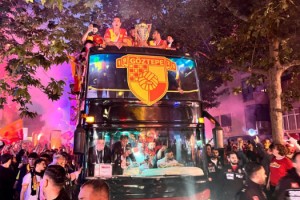 Göztepe sabaha kadar uyumadı