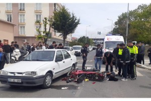 Motosikletle bisiklet çarpıştı: 1'i ağır, 3 öğrenci yaralı