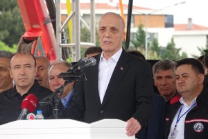 Türk-İş Genel Başkanı Atalay: Bu ucube sistemi bir an evvel düzeltin