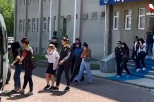 Rezidansa fuhuş operasyonu; 2 şüpheli yakalandı, 9 kadın kurtarıldı