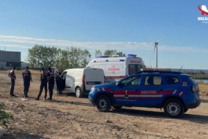 Kız arkadaşını tabanca ile öldürüp, intihar etti