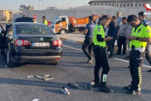 Otomobil ile elektrikli bisiklet çarpıştı: 1 ölü, 1 yaralı