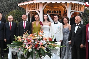 Özel ve Kılıçdaroğlu, nikah şahitliği yaptı