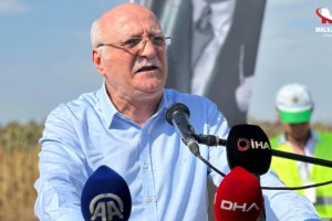 TZOB Başkanı Bayraktar: Ayçiçeğinde kuraklık desteği verilmesi son derece önemli