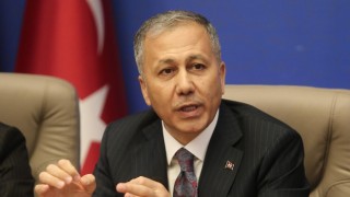 Bakan Yerlikaya: 'C31K' isimli grubun yöneticilerinden 2 çocuk muhafaza altına alındı