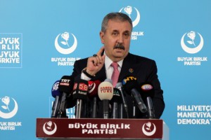 Destici: Şekere bulanmış zehirlerin, milletimize yeniden yutturulmasına rıza göstermeyeceğiz