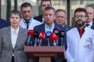 Özgür Özel: Bir ve bütün olarak durmak lazım