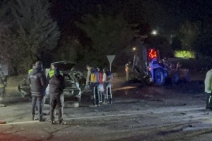 Tekirdağ’da iş makinesine çarpan otomobil alev aldı; 5 ölü
