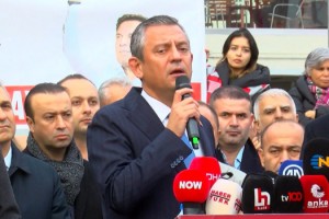 Özgür Özel: Esenyurt'ta demokrasi nöbetine devam etme kararı aldık