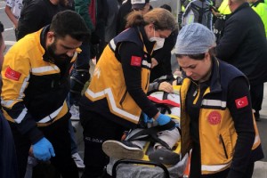 Tekirdağ'da motosiklet, yayalara çarptı; 1 ölü, 2 yaralı