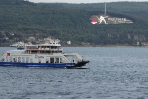 Gökçeada'ya 3 gündür feribot seferi yapılamıyor