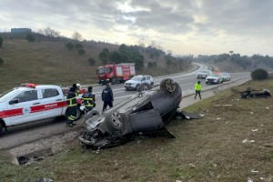Tekirdağ'da otomobil takla attı; 2 yaralı