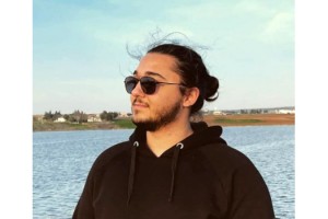 Yolda yürürken kalp krizi geçiren 19 yaşındaki Emre, öldü