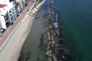 Tekirdağ'da deniz 10 metre çekildi; 'Kral Yolu' ortaya çıktı