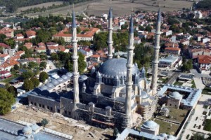 Restorasyonunda sona gelinen Selimiye Camii, Vakıflar Haftası'nda açılacak