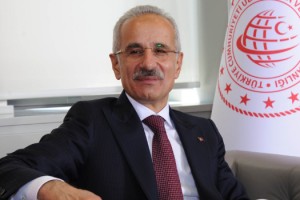 Bakan Uraloğlu: Elektrikli araç şarj istasyonu sayısı 11 bin 37'ye yükseldi