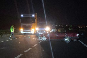 Bariyere çarpan otomobilin sürücüsü yaralandı