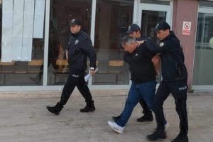 Çocuklara istismarda bulunduğu suçlamasıyla tutuklandı