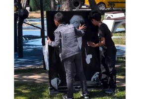 Vatandaşların Atatürk hassasiyeti kamera ile görüntülendi.