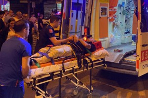 Otomobilin yaya geçidinde çarptığı kişi yaralandı