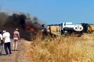 Tekirdağ’da alev alan iş makinesi yandı