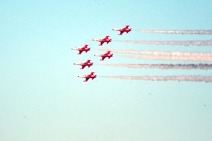 Kırklareli’de Türk Yıldızları’nın gösterisi nefes kesti