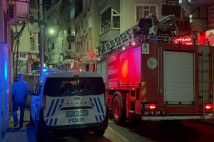 Tekirdağ'da metruk binada yangın