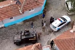 116 polisin katıldığı şafak operasyonunda 8 gözaltı