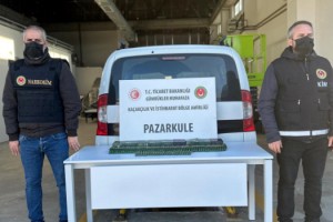 Pazarkule’de likit esrar dolu kaçak elektronik sigaralar ele geçirildi; 1 gözaltı