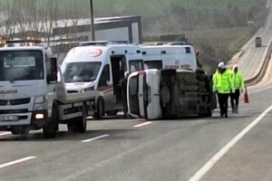 Malkara'da kontrolden çıkan araç takla attı; 2 yaralı