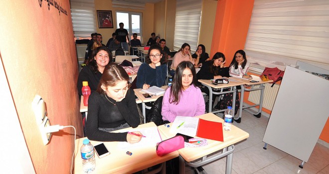 Sınav Becerisi Kazandırma Kursu Başladı