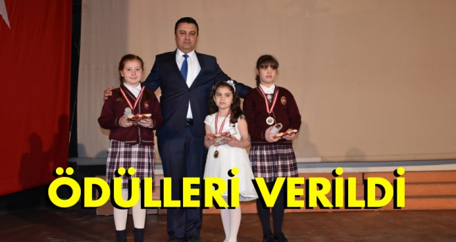 RESİM, ŞİİR VE KOMPOZİSYON YARIŞMASI ÖDÜL TÖRENİ DÜZENLENDİ