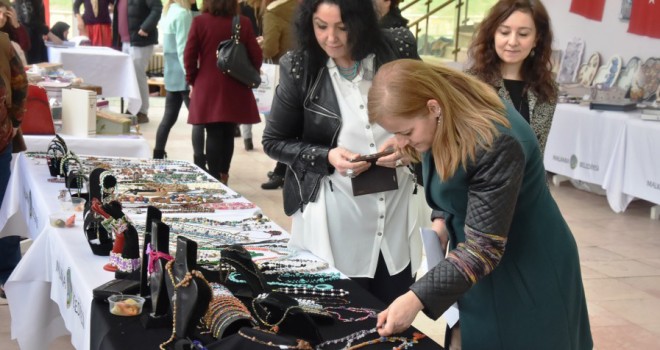 El Ürünleri Satış Sergisi Büyük İlgi Gördü