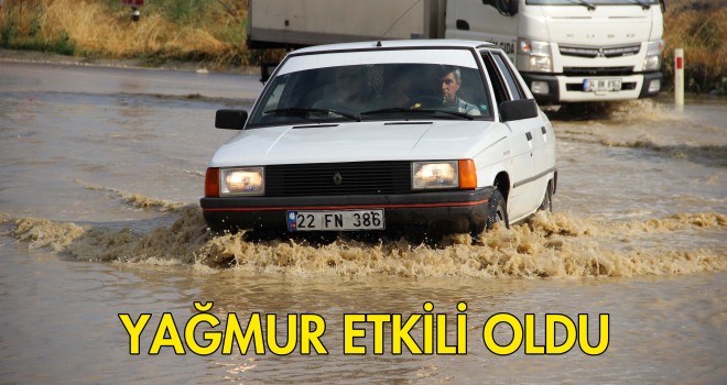 Şiddetli Yağış Şarköy Yolunu Kapattı