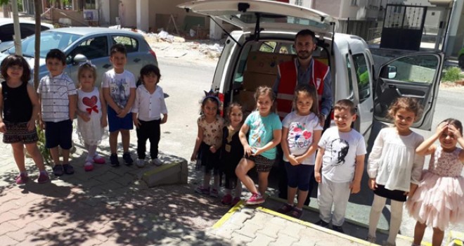 KENDİLERİ KÜÇÜK, YÜREKLERİ KOCAMAN