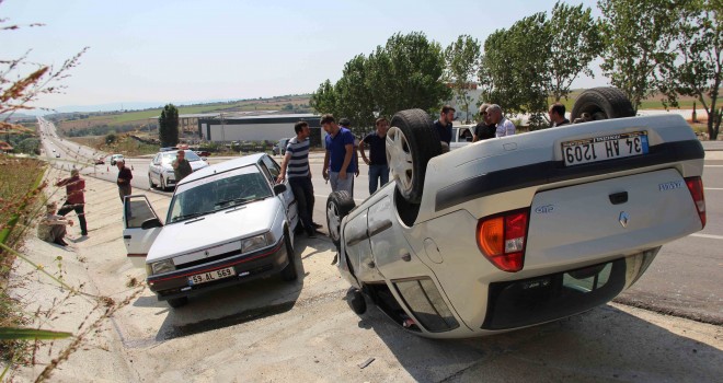 Takla Atan Otomobilden Şans Eseri Kurtuldular