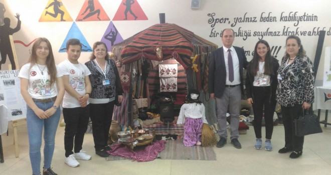 Öğrencilerden Bilim Fuarı’na Projeler