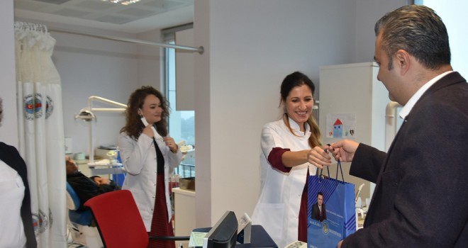 Diş Hekimlerin Günlerini Kutladı